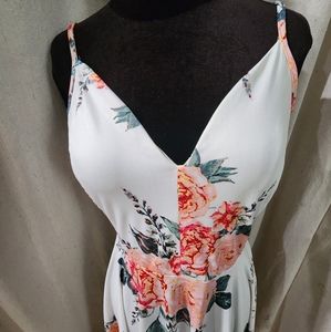 B Famous USA Womans Fun Floral Rose Dress SZ Large A line Hi Low flared Hem